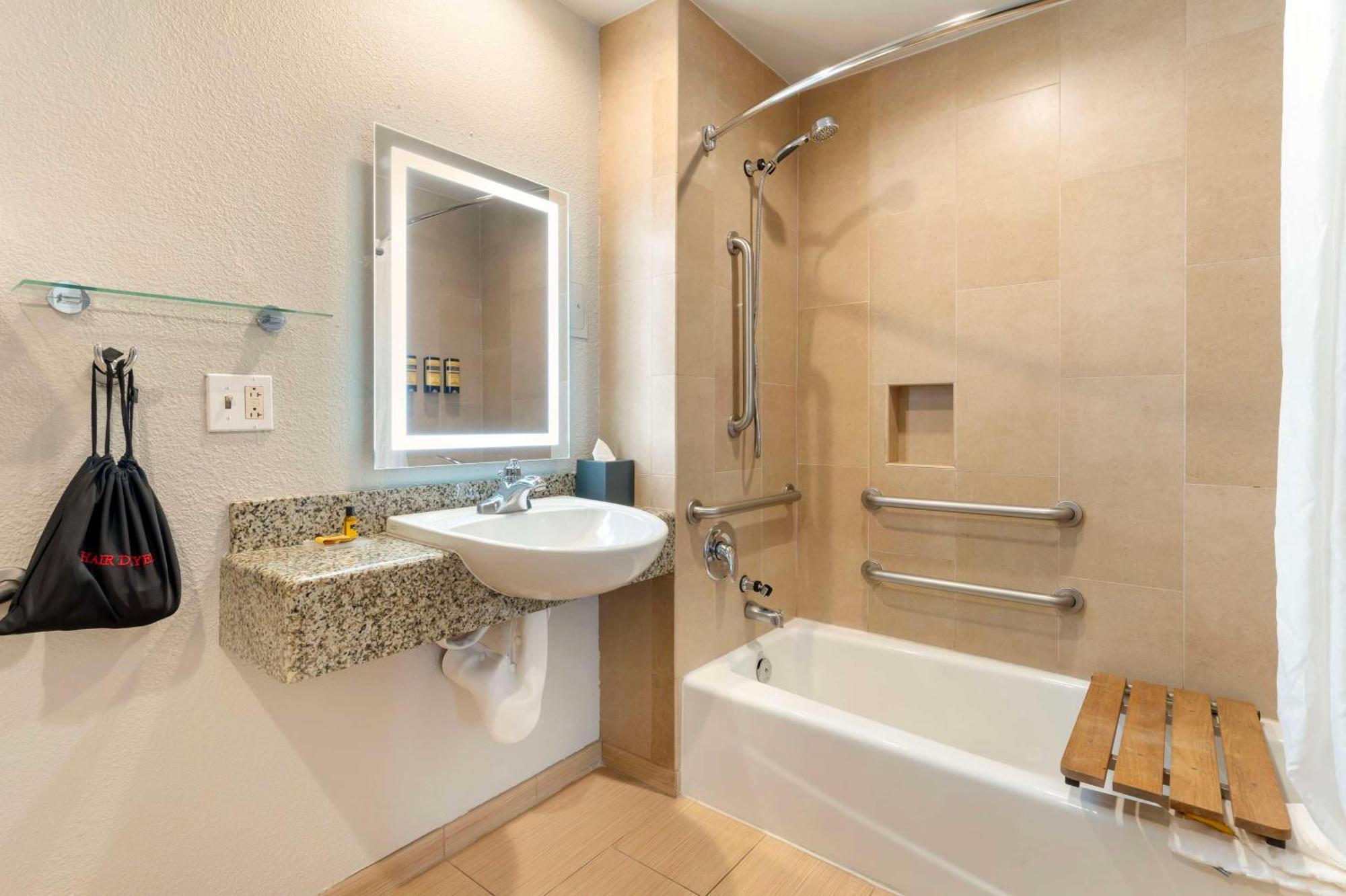 Best Western Plus Rancho Cordova Inn Buitenkant foto