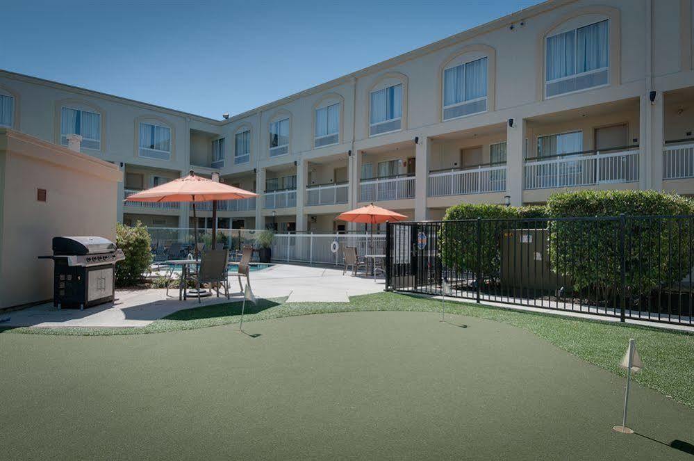 Best Western Plus Rancho Cordova Inn Buitenkant foto