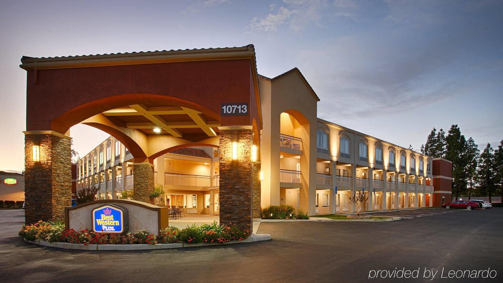 Best Western Plus Rancho Cordova Inn Buitenkant foto