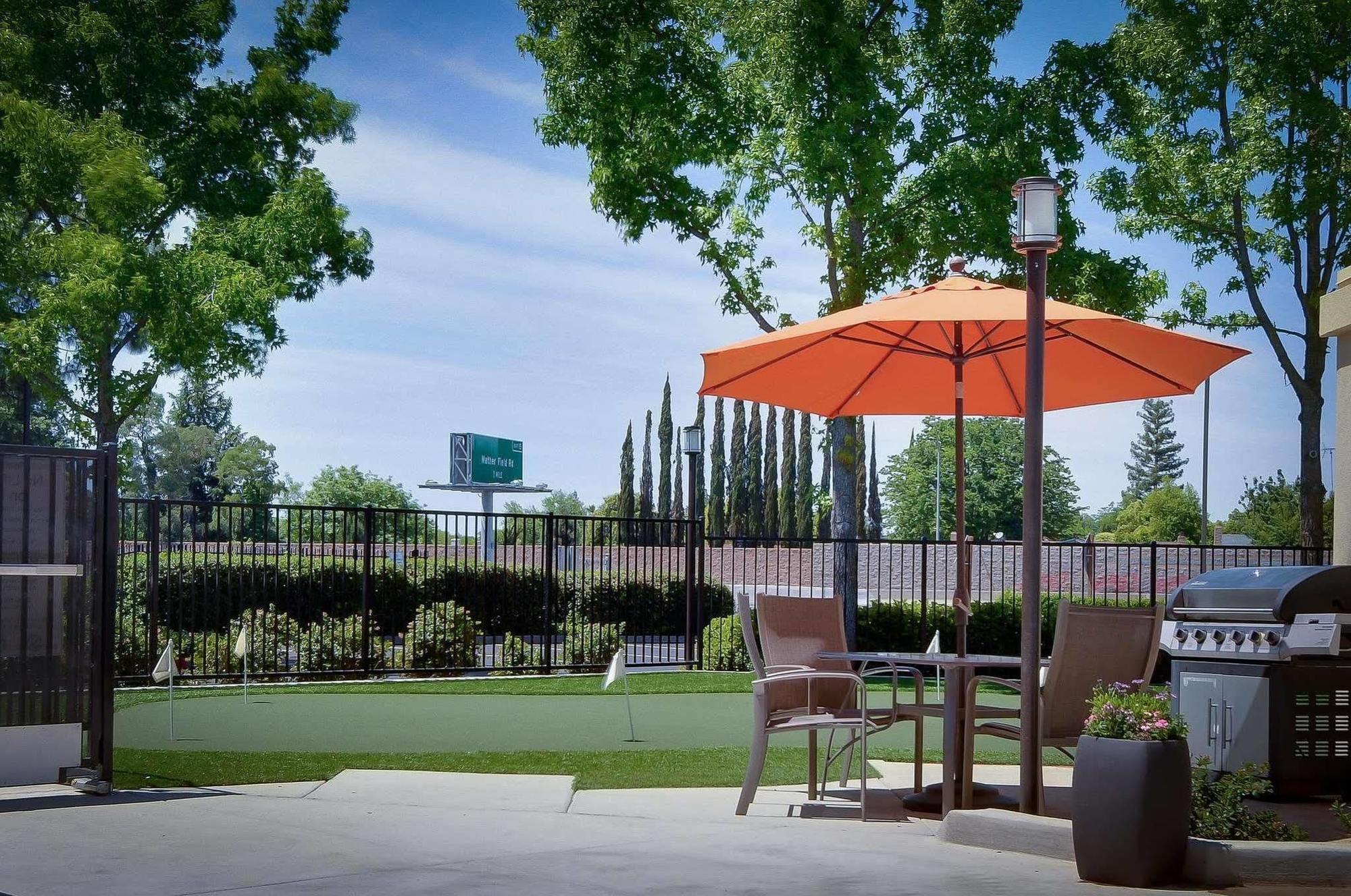 Best Western Plus Rancho Cordova Inn Buitenkant foto