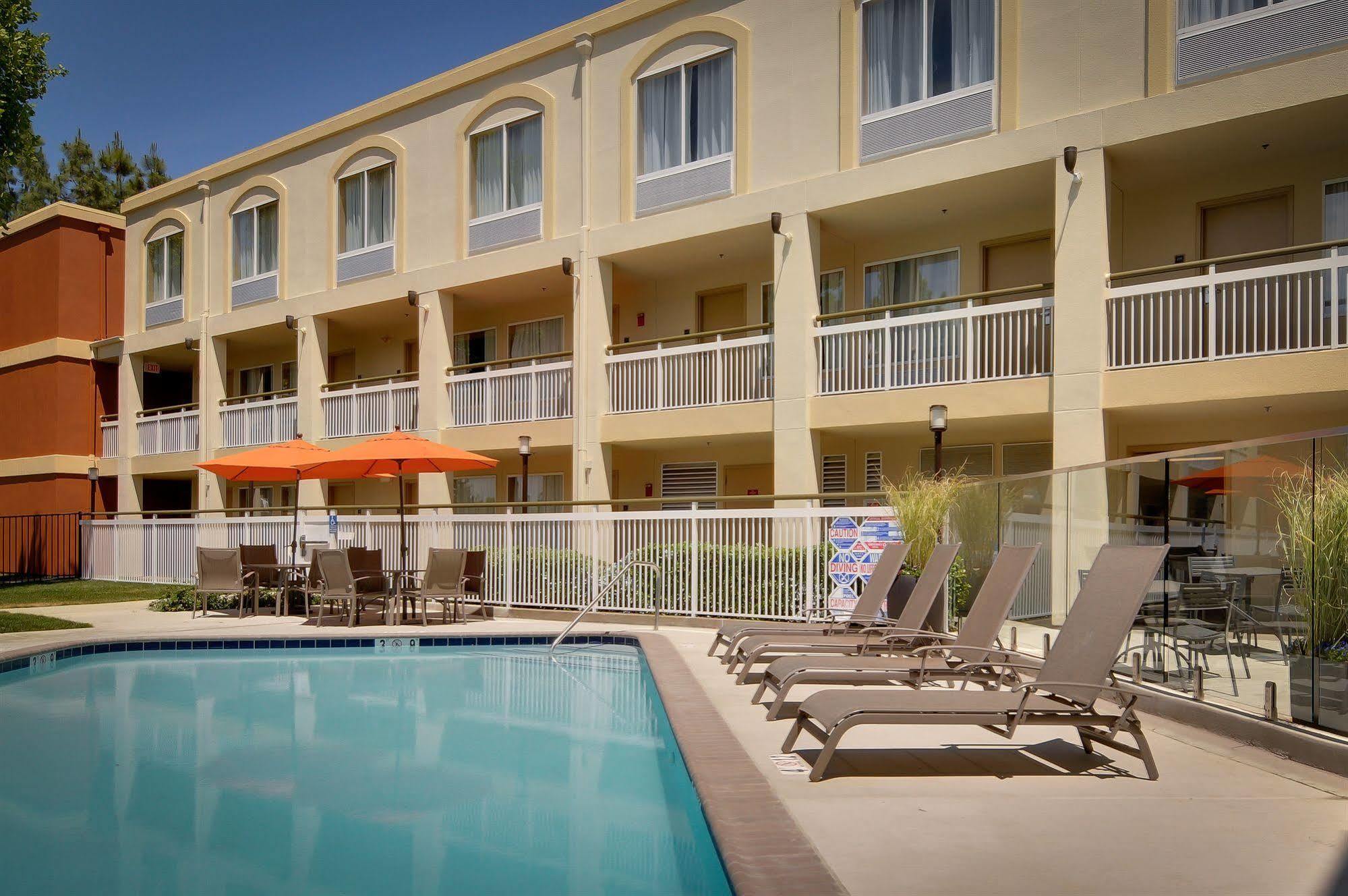 Best Western Plus Rancho Cordova Inn Buitenkant foto